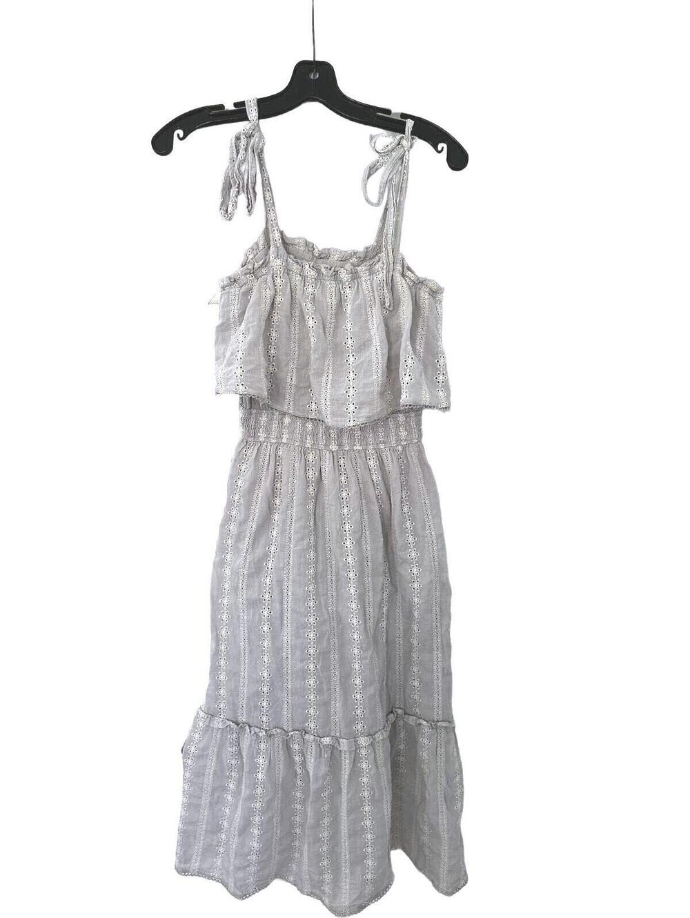 Dress Forum Light Gray 100% Cotton Layered White Embroided Flowers Dress - Small